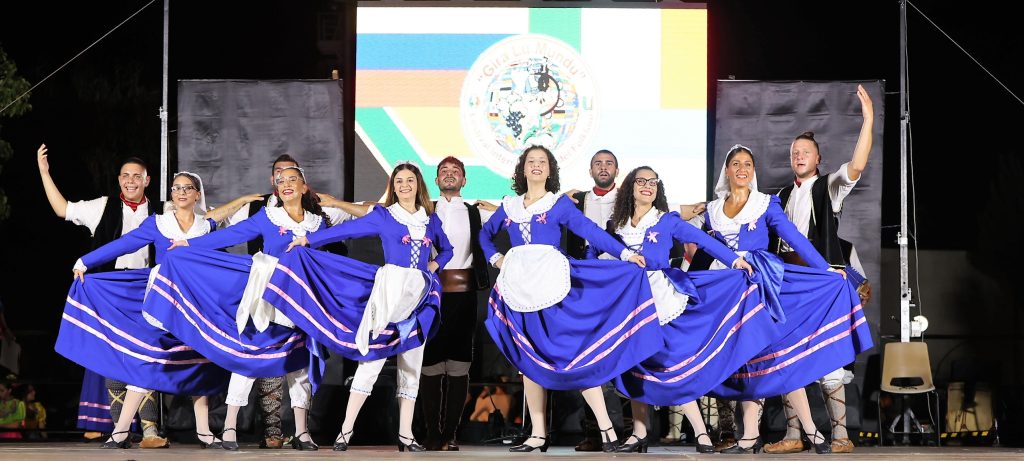 Festival Gira lu Mundu Peddaroti con Gruppi Argentina, Colombia e Sudafrica