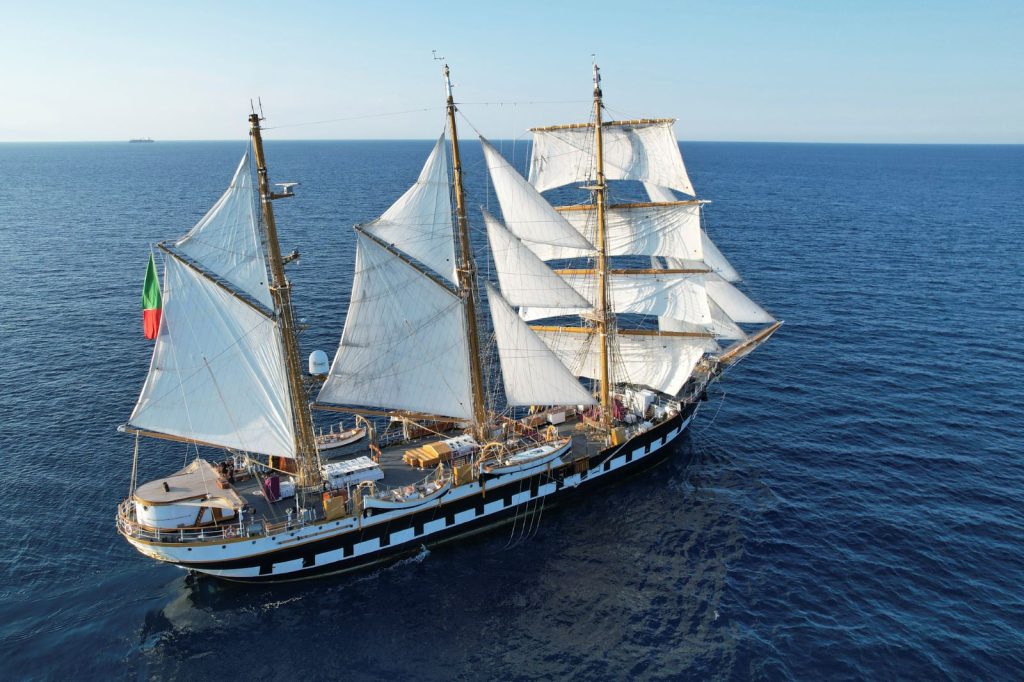 Nave Palinuro (6)