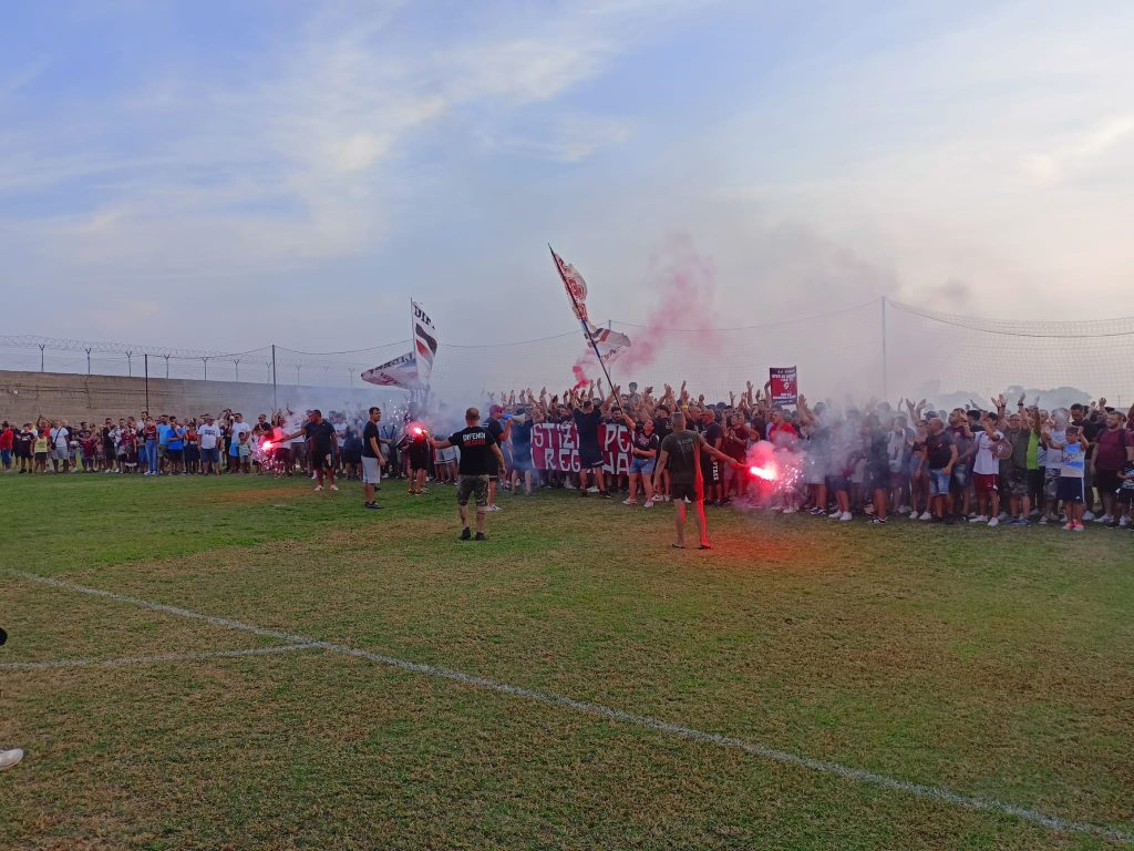 Tifosi Reggina al Sant'Agata