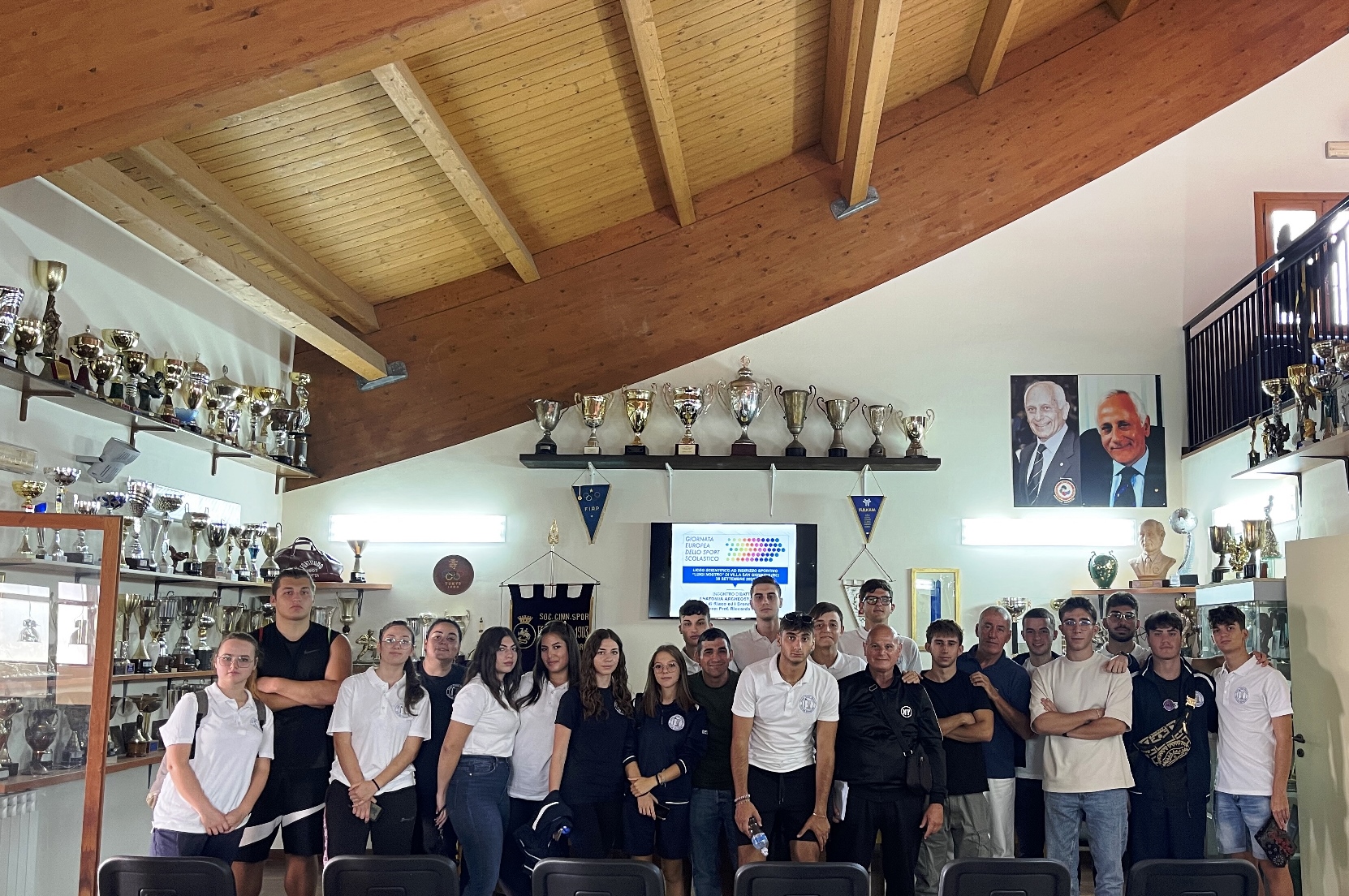 I Bronzi Di Riace E I Bronzi Di Porticello Gli Studenti Del Liceo 