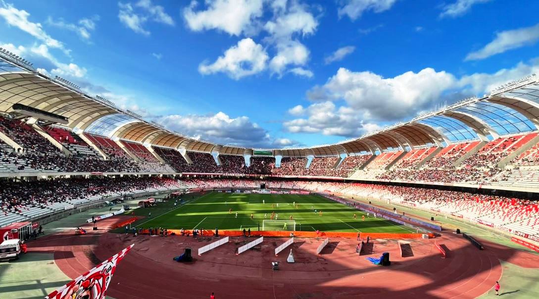 bari-catanzaro stadio san nicola panoramica