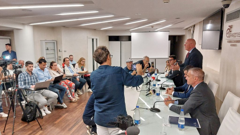 conferenza stampa presentazionen nuova reggina