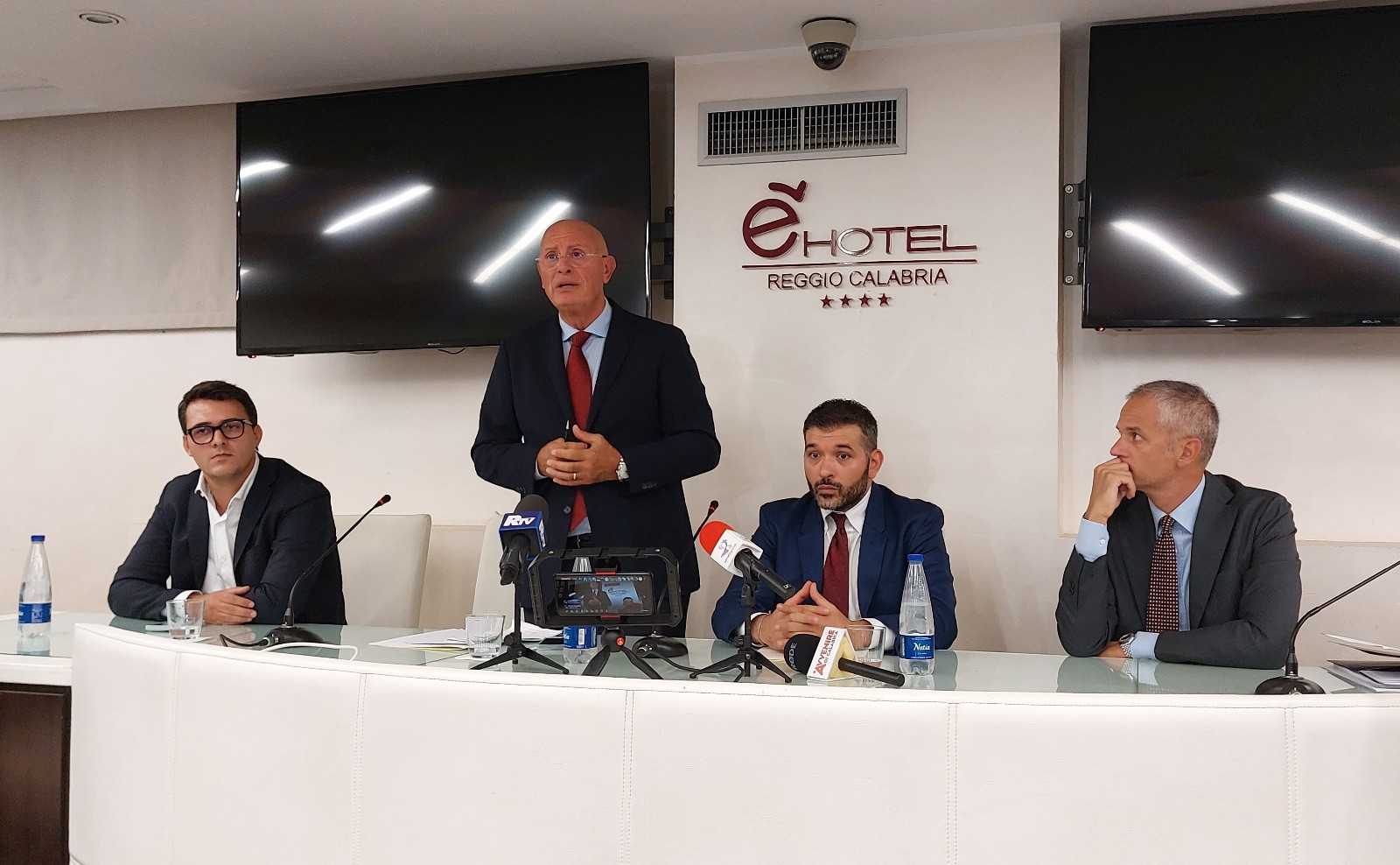fenice amaranto nuova reggina conferenza stampa
