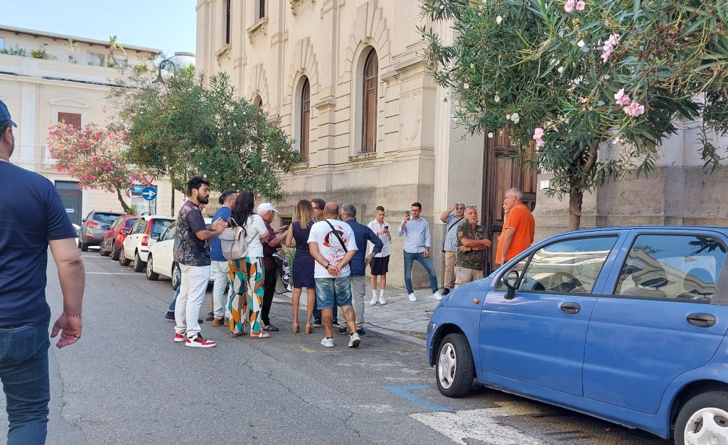 tifosi reggina palazzo san giorgio