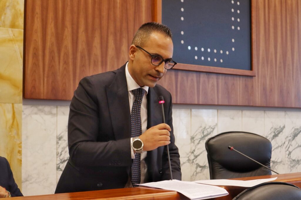 Consigliere metropolitano Rudi Lizzi con deleghe in materia di Istruzione e Minoranze linguistiche