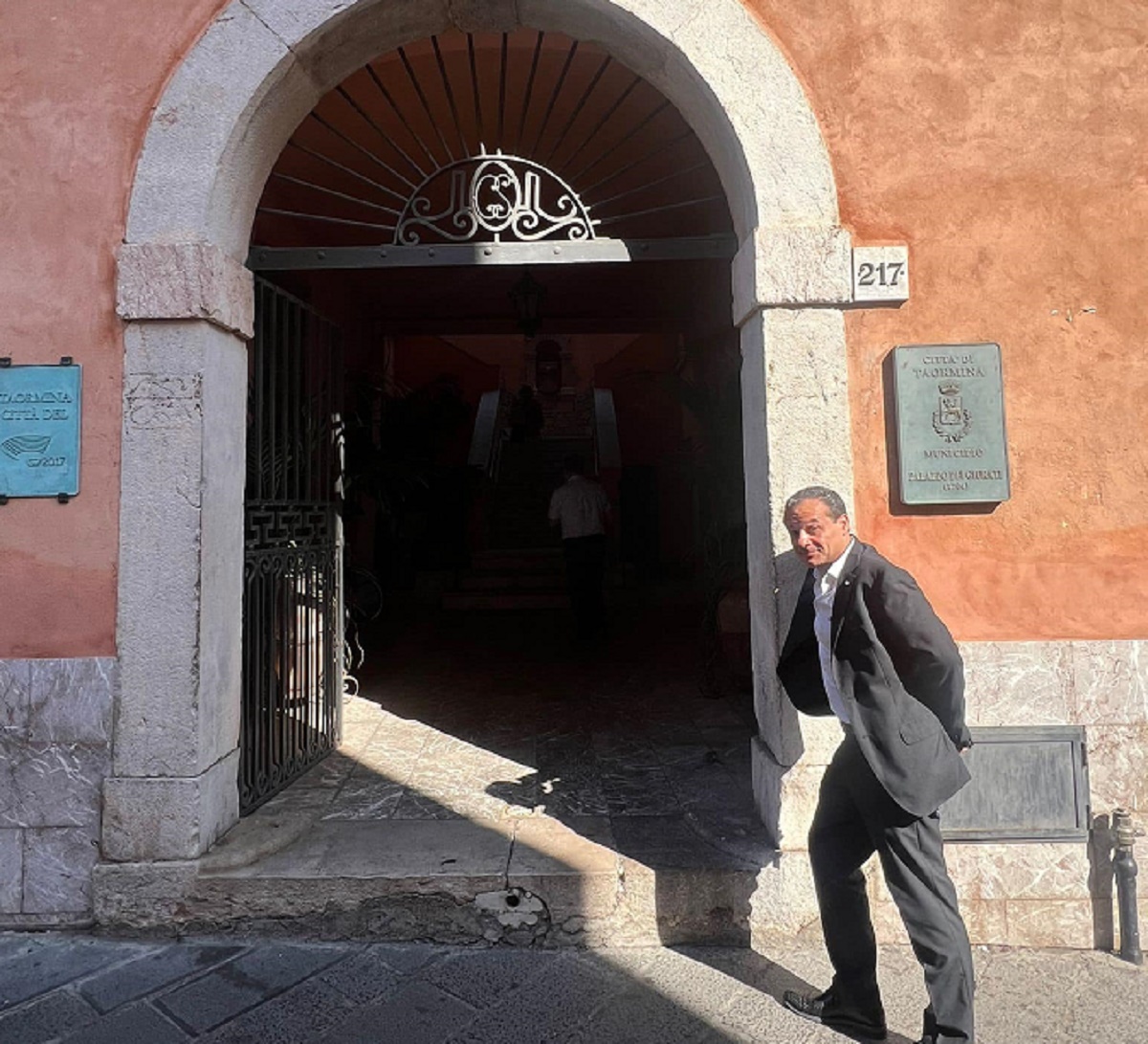 De Luca