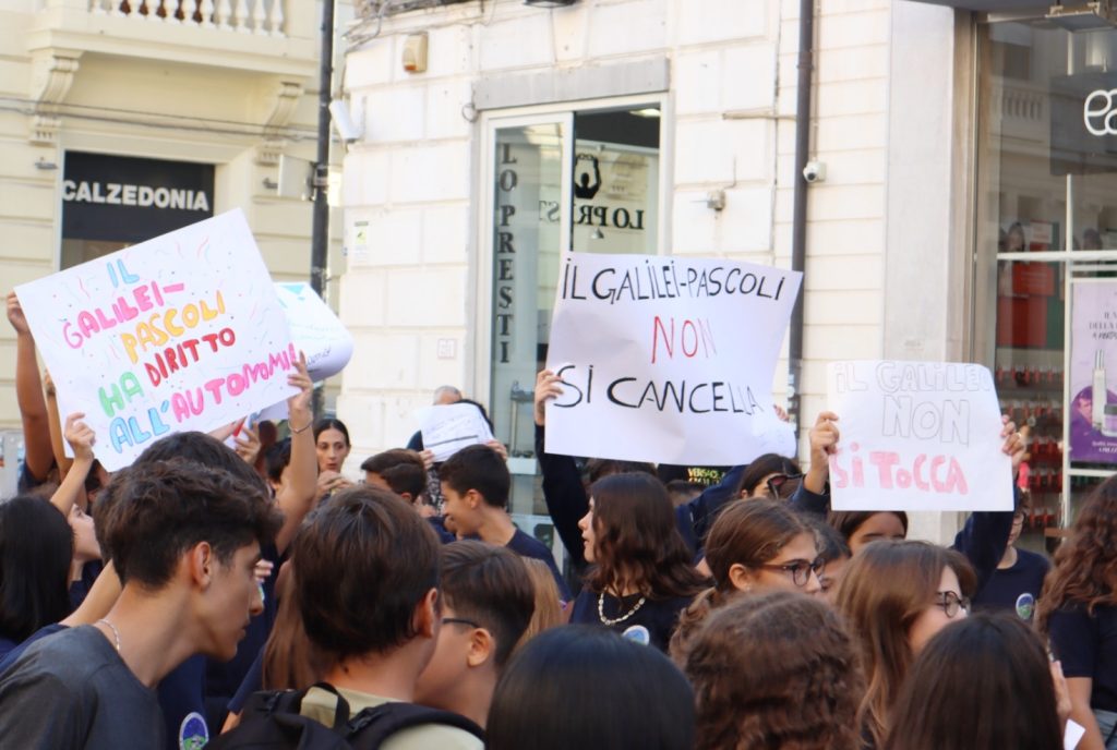 Manifestazione studenti galilei - pascoli