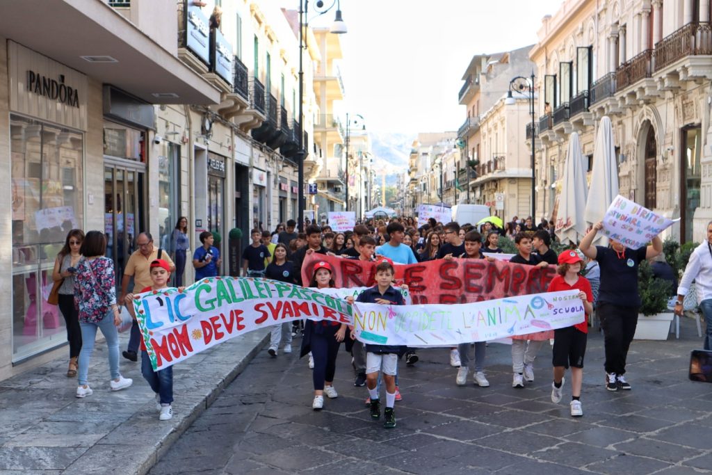 Manifestazione studenti galilei - pascoli