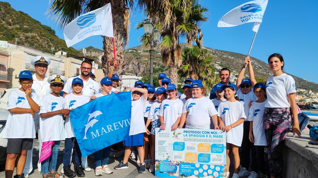 Progetto Adotta una Spiaggia in Sicilia raccolti mozziconi sigaretta