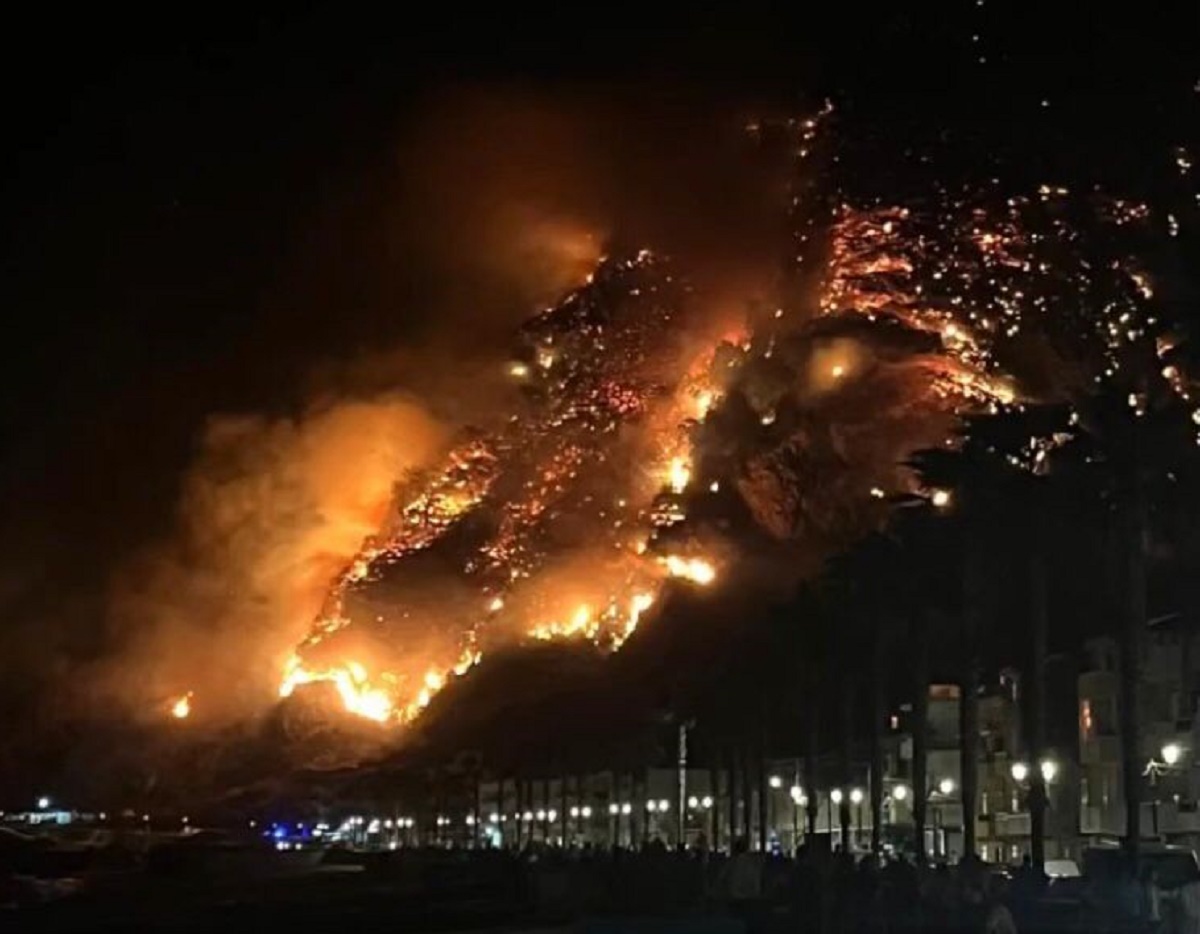 incendio bagnara (1)
