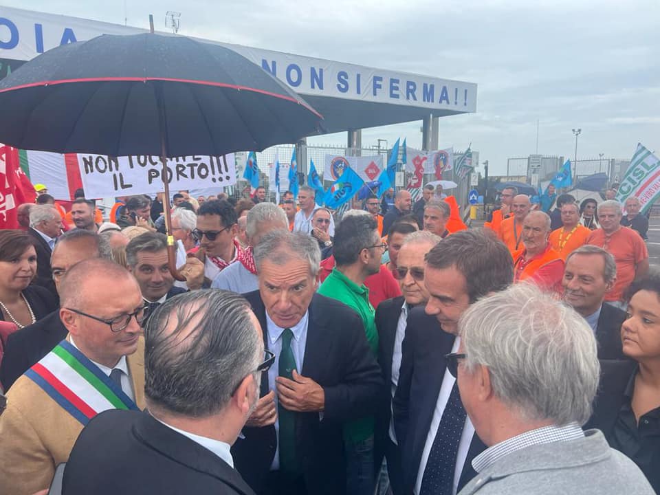 manifestazione porto gioia tauro