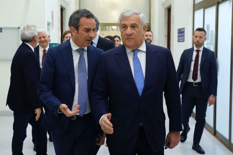 Forza Italia, Occhiuto: “sfida a Tajani? Nessun nuovo ruolo”