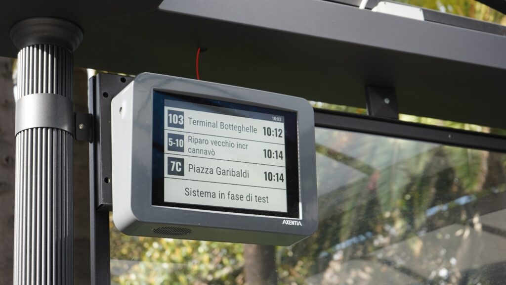 autobus atam palazzo san giorgio