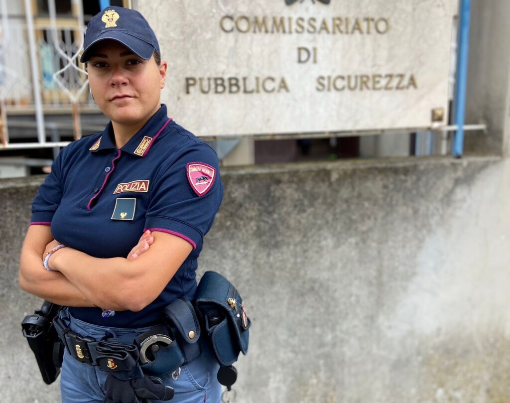 poliziotta angelica
