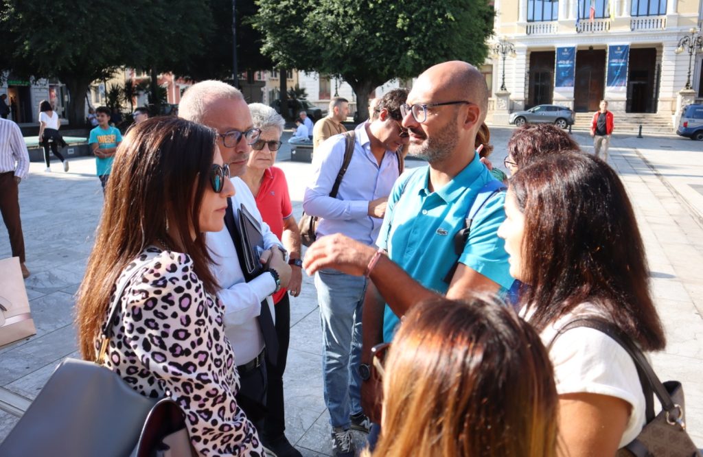 proteste genitori piazza Italia