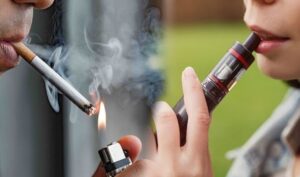 sigaretta elettronica e normale