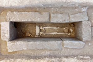 tomba del guerriero pontecagnano Strada Regia delle Calabrie