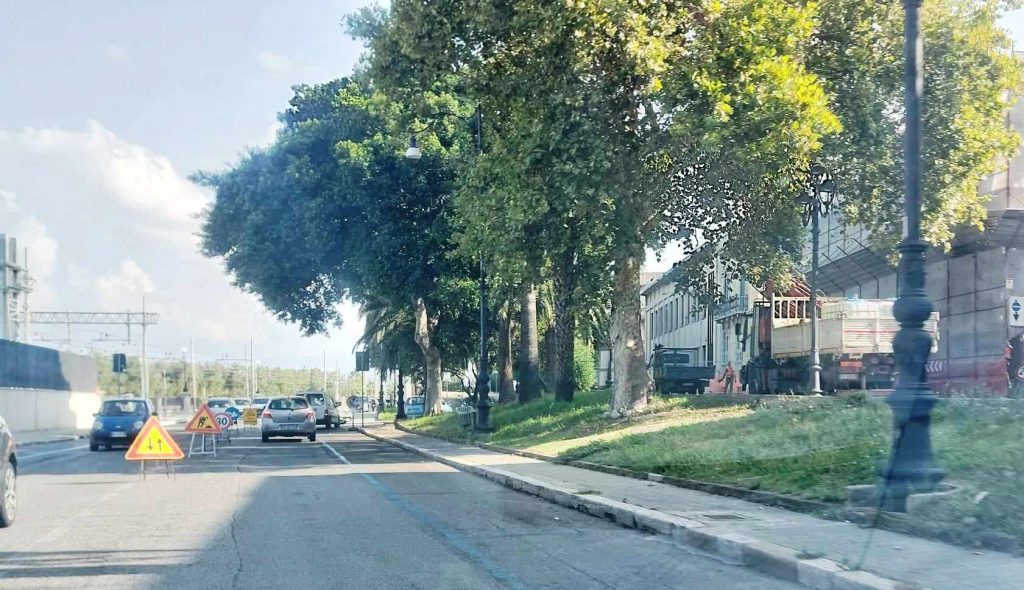 via marina chiusa per lavori