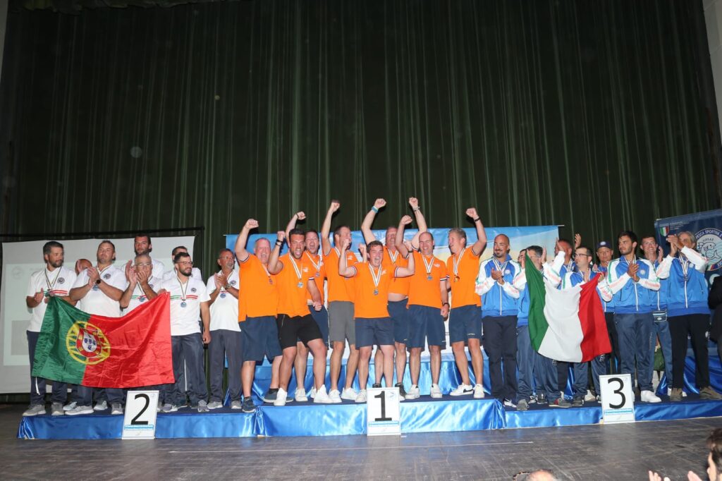 39° Campionato Mondiale di Surf Casting Maschile podio squadre