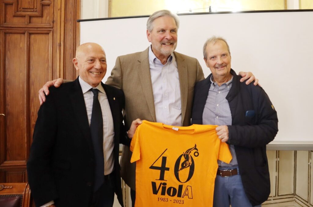 Viola 40 anni promozione Serie A2
