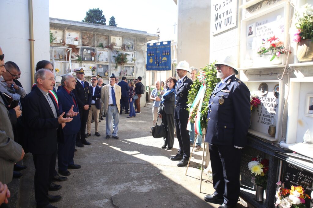 Commemorazioni dei Defunti a Reggio Calabria, Santa Messa al cimitero