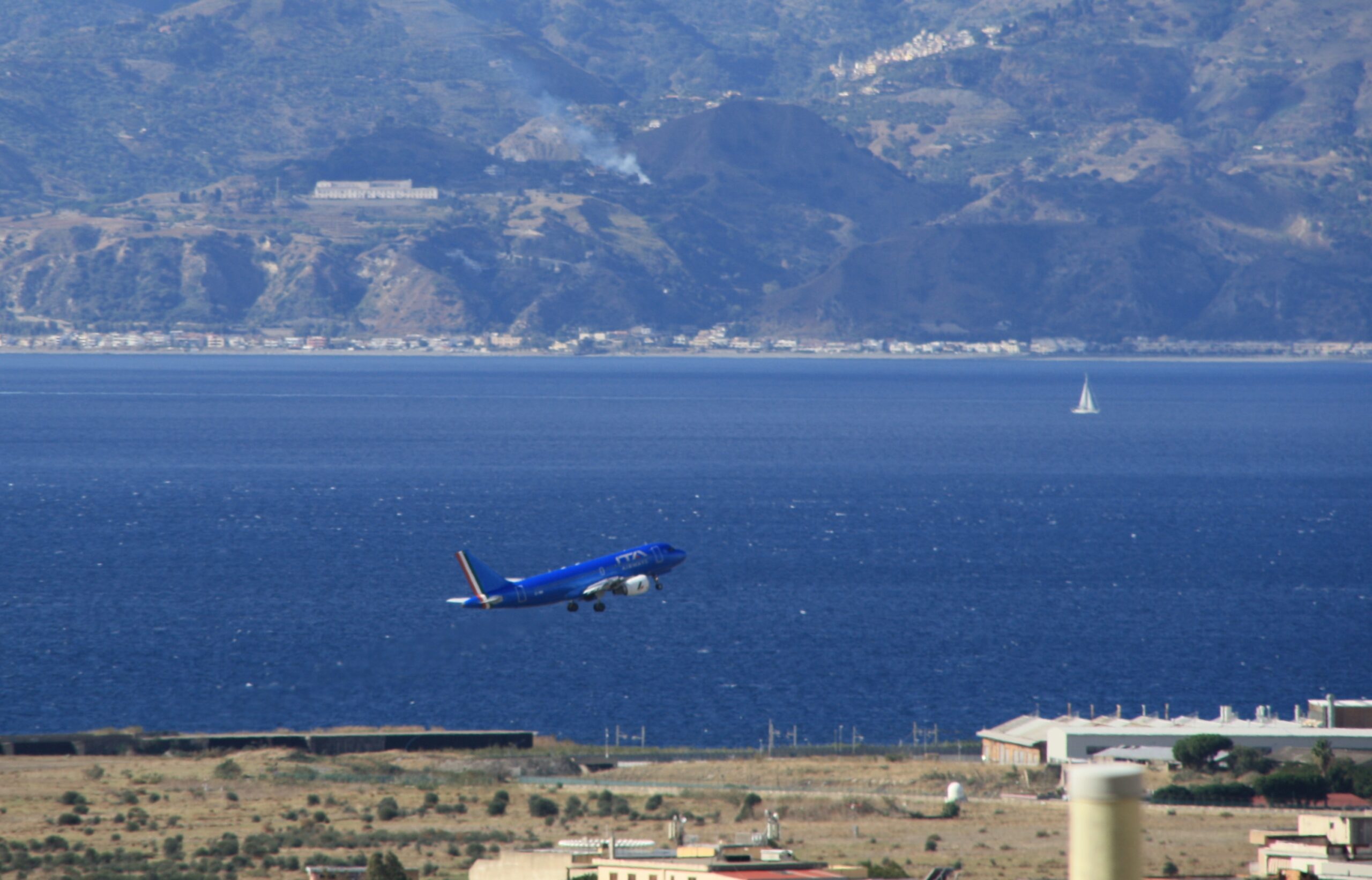 decollo aereo aeroporto reggio calabria (3)