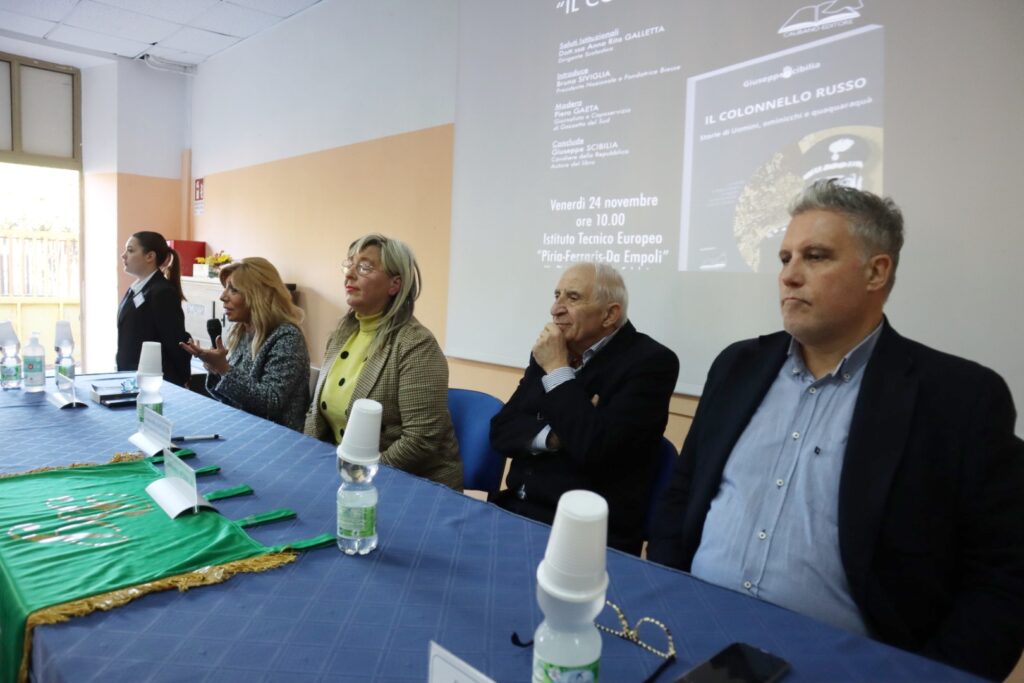presentazione libro colonnello Russo
