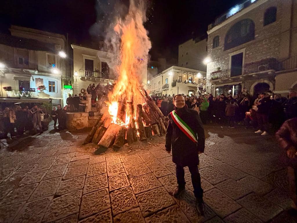 De Luca notte natale taormina