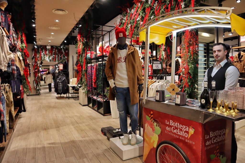 Inaugurazione negozio Alcott a Reggio Calabria con Viola e Bocale Calcio