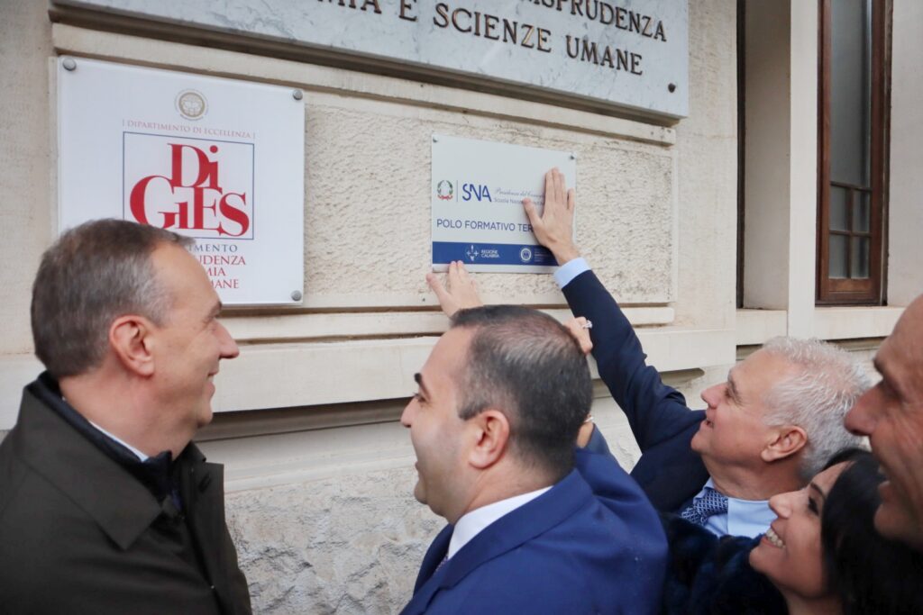 Scuola nazionale amministrazione Reggio Calabria