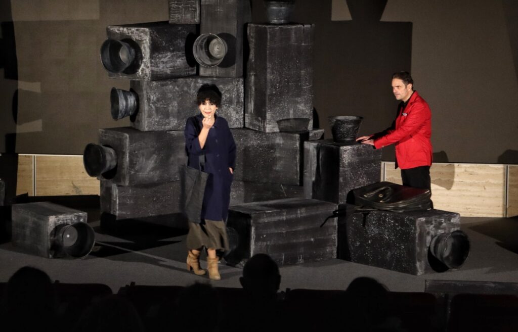 Teatro L'uomo è forte