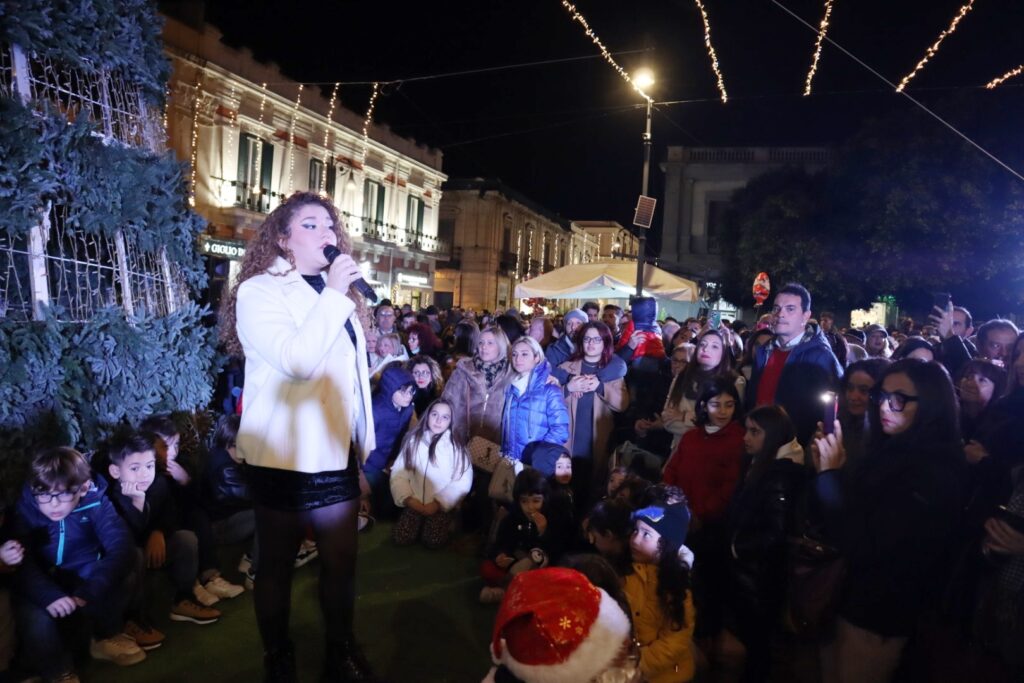 accensione albero natale reggio 2023