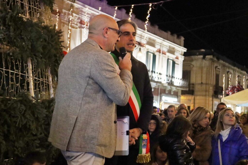 accensione albero natale reggio 2023