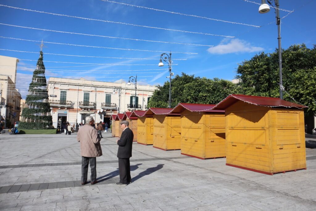 casette di legno piazza duomo reggio calabria