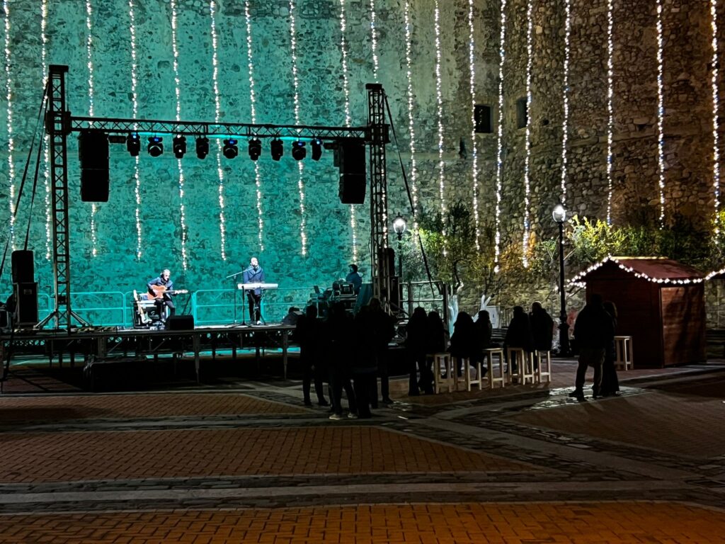 concerto natale a reggio piazza duomo