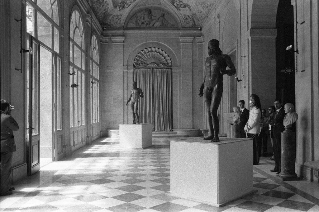 [fonte ARCHIVIO QUIRINALE] Bronzi-di-Riace-29-giu-2-lug-1981-005