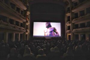 semidei documentario bronzi