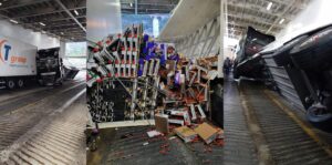 Camion ribaltato nave