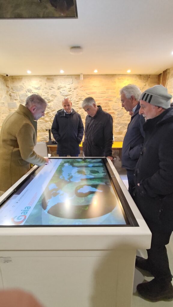 Stefano Consiglio, Presidente di Fondazione Con il Sud, in visita al Consorzio Macramè di Reggio Calabria