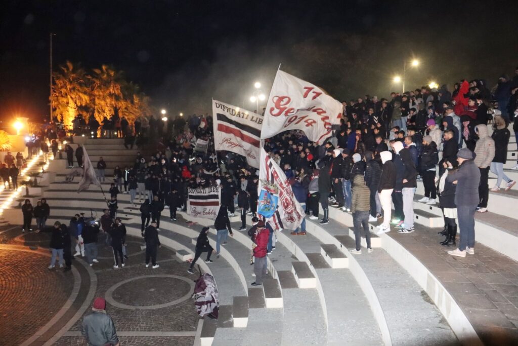 Festa ultrà Reggina per il 110° compleanno