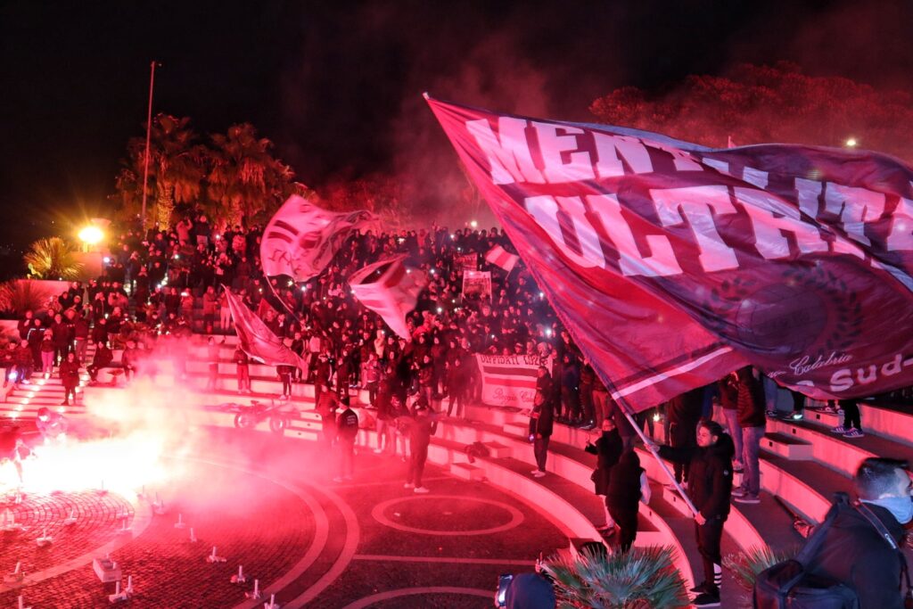 Festa ultrà Reggina per il 110° compleanno