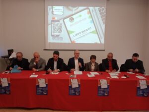 Pd presenta 'Libro bianco' contro Giunta Occhiuto