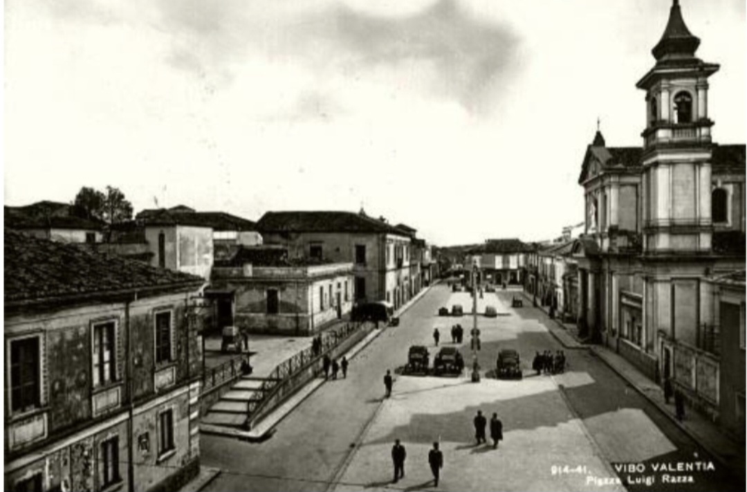 Piazza Luigi Razza