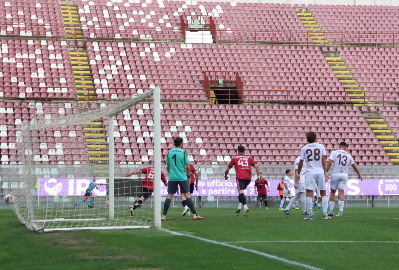 Reggina Fenice Amaranto-Acireale (4)