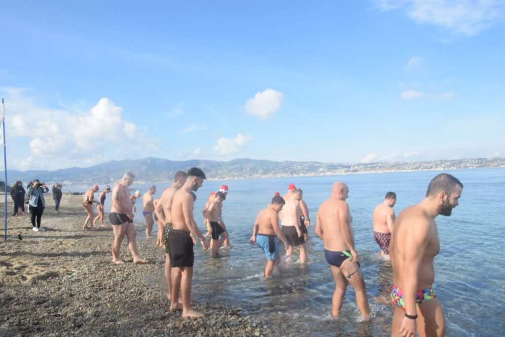 Tuffo di Capodanno villa (1)