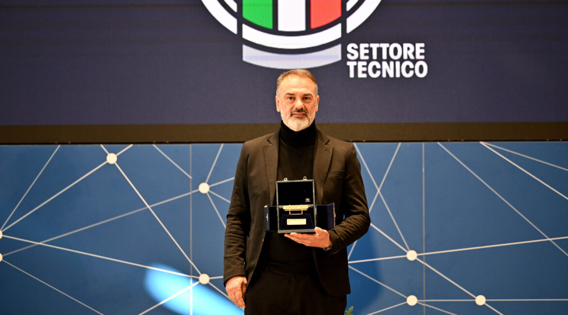 Vincenzo Vivarini Catanzaro vince Panchina d’Oro