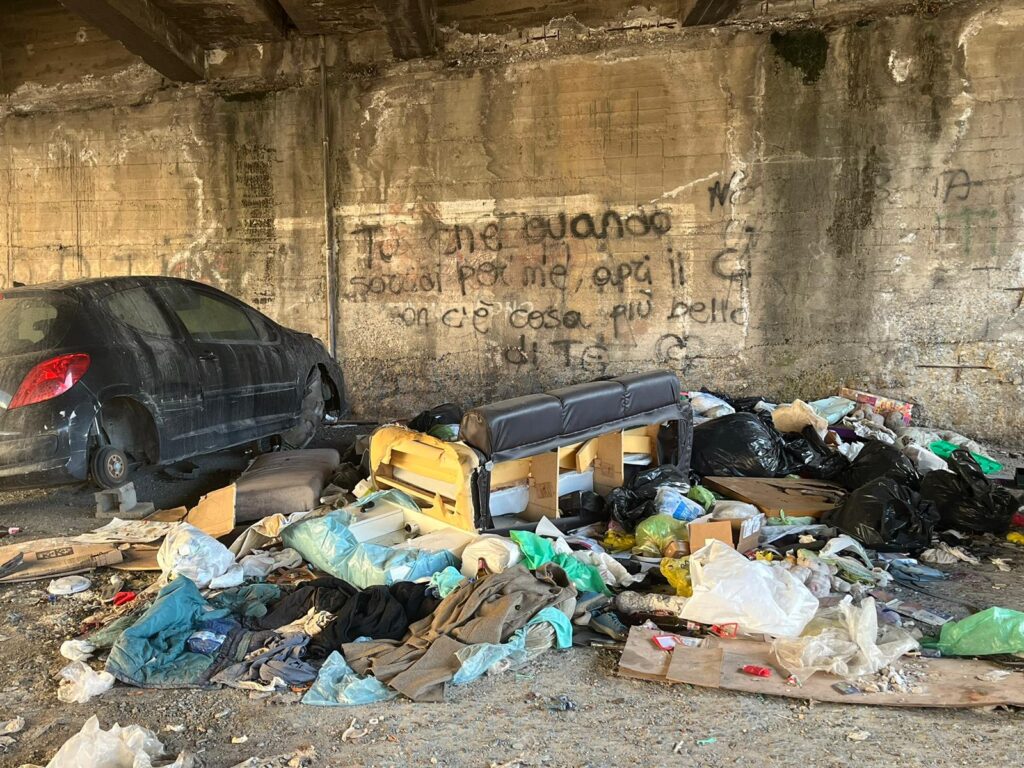 ponte argine calopinace