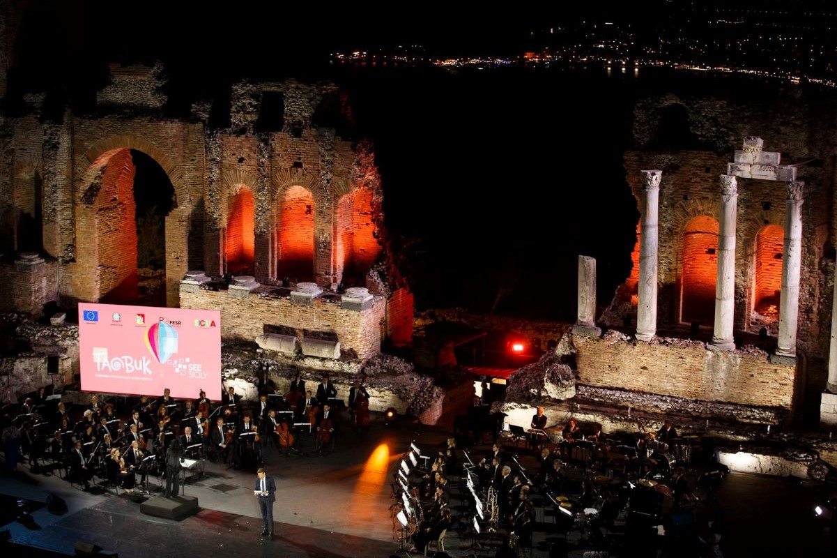 taobuk festival taormina