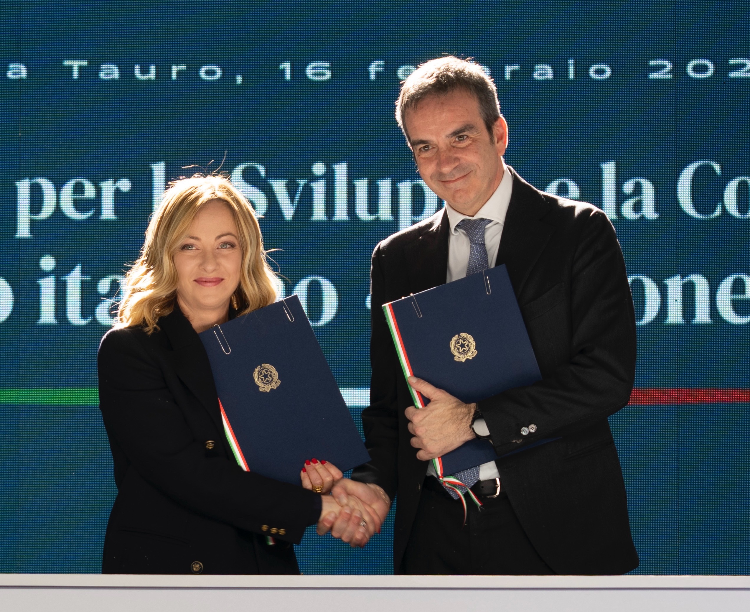 Giorgia Meloni gioia tauro (1)