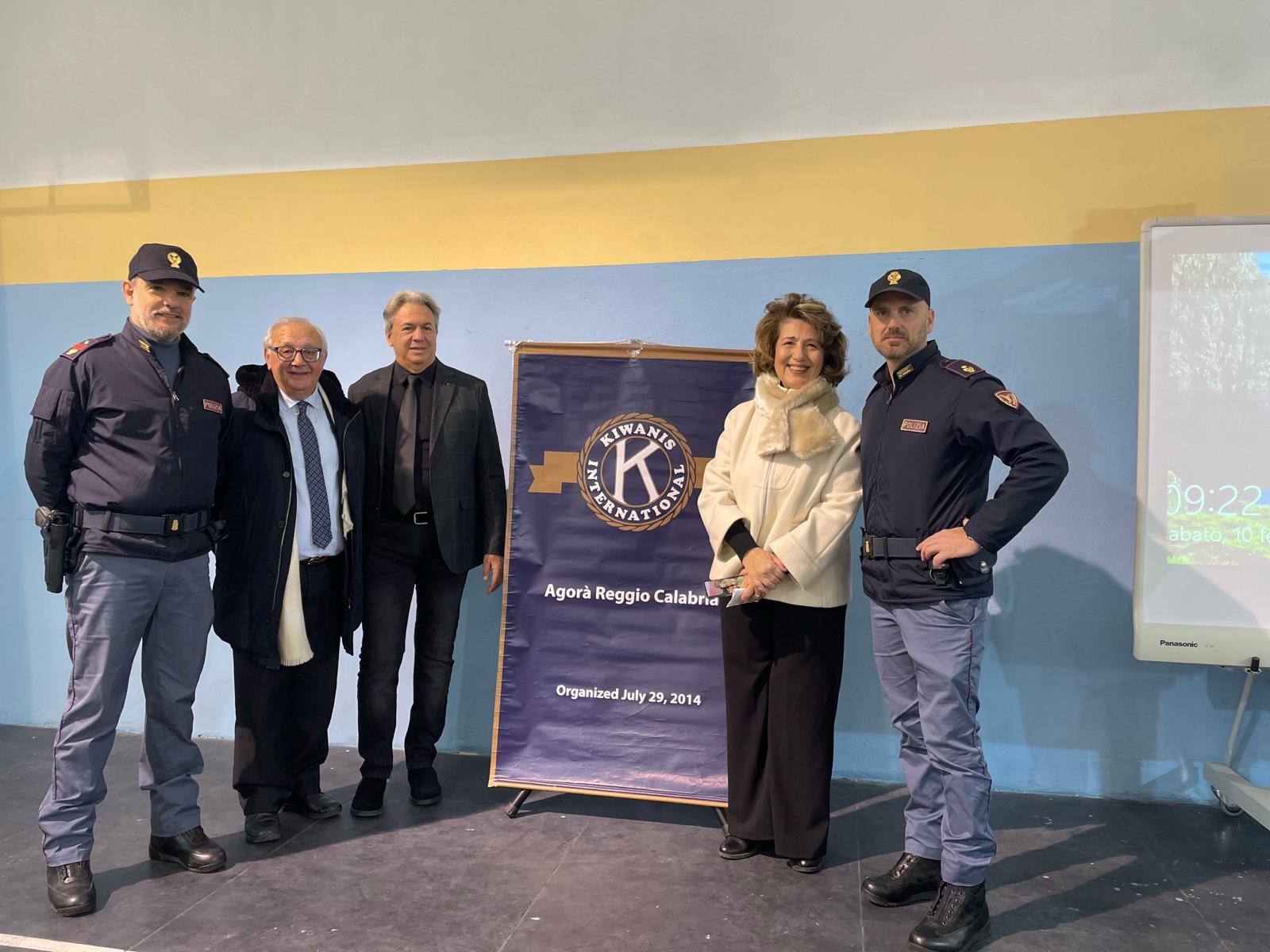 Kiwanis Club contro il cyberbullismo al Liceo Gullì (1)
